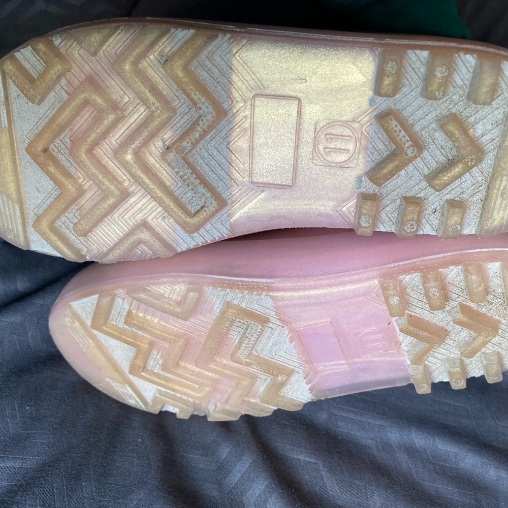 Pink translucent rain boots - Picture 8 of 8
